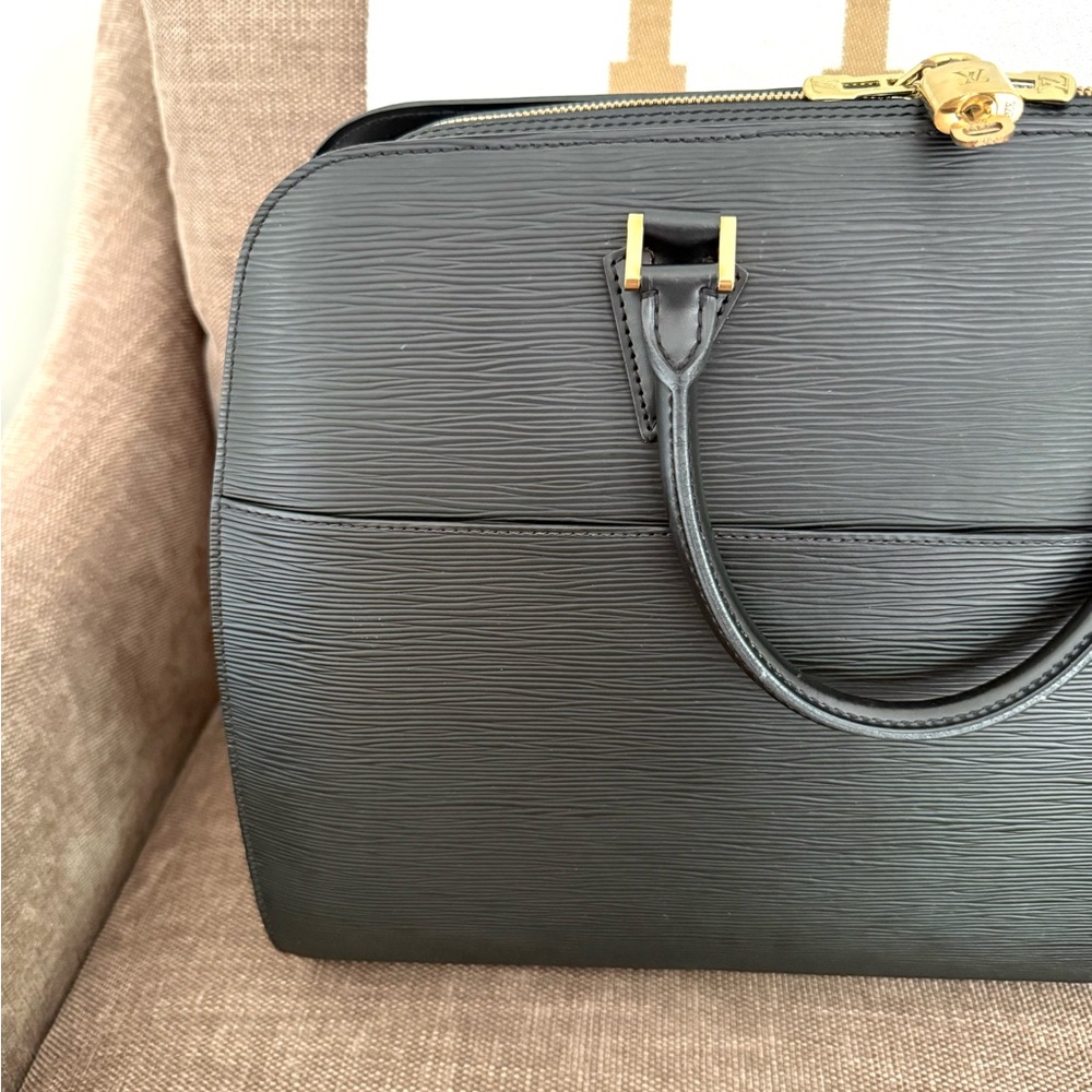 Authentic Louis Vuitton Sorbonne business tote bag black Epi leather large - Picture 6 of 16